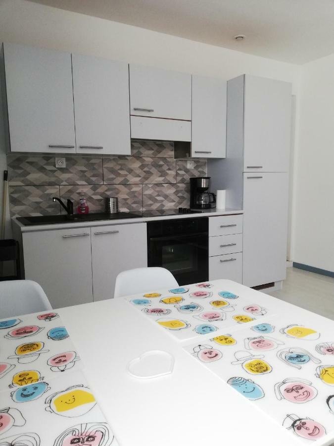 Les Lierres Apartment *